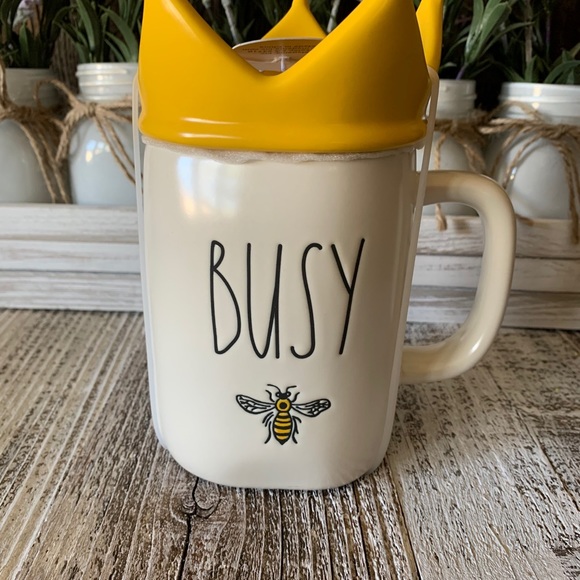 Rae Dunn Queen Bee Mug Crown - Picture 3 of 5